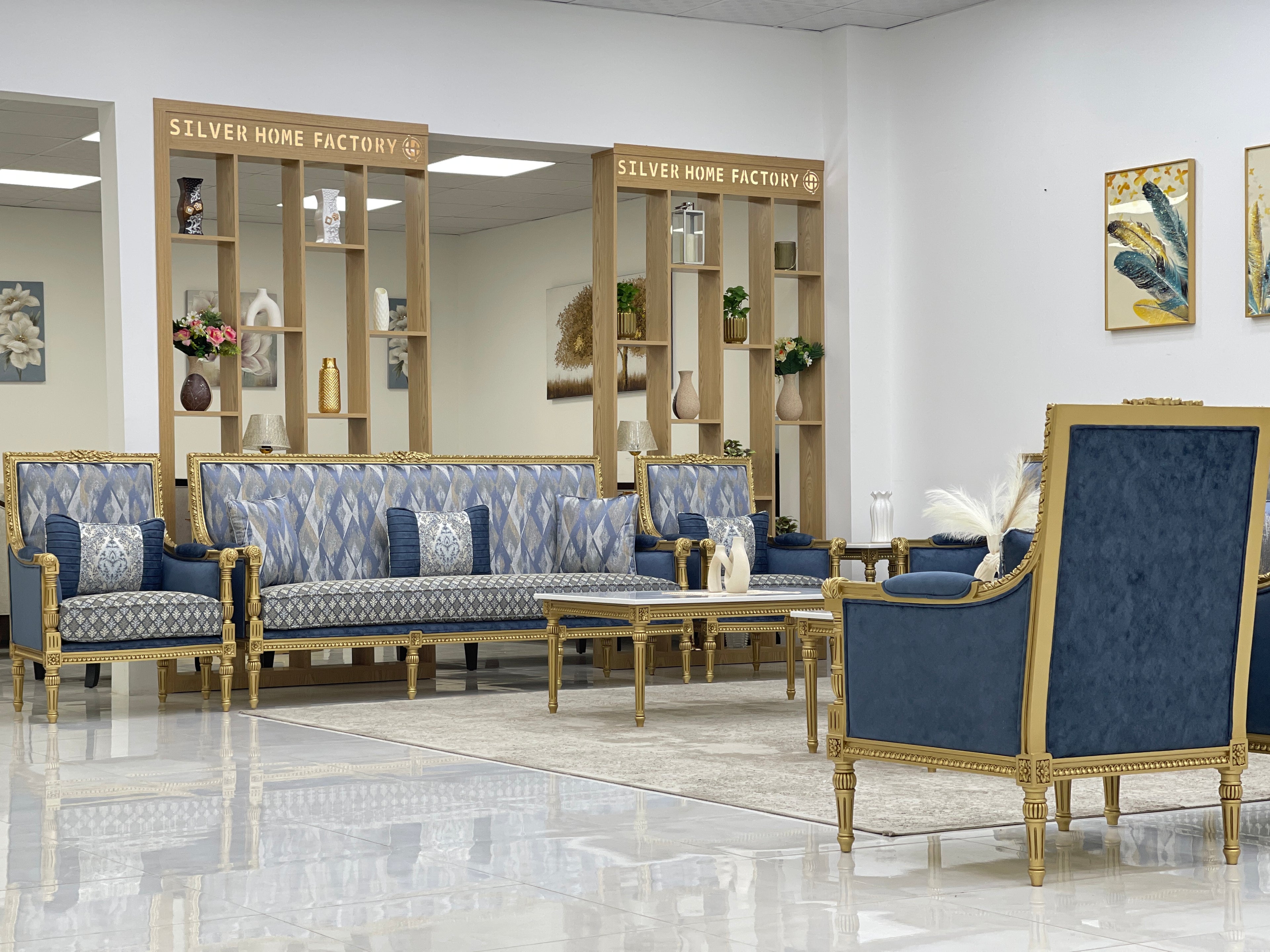 طقم مجلس باللون الأزرق الملكي